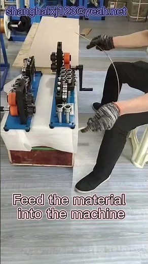 manual wire straightener，wire/pipe straightening rollers，handcrank steel wire straightening machine