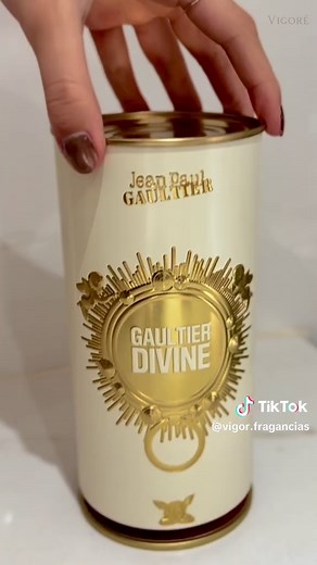 Divine: Jean Paul Gaultier Eau de Parfum Review