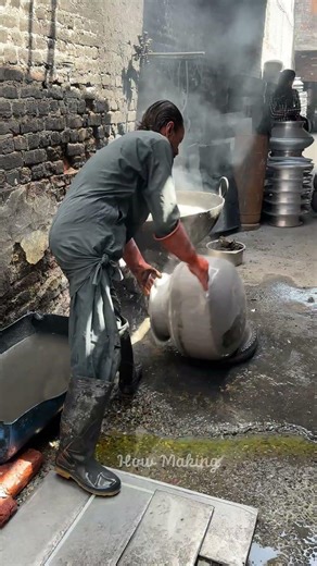 Recycled Old Cooking Pots Convert into New Condition