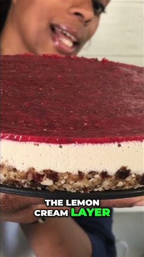 Vegan Cheesecake out of Springform Pan