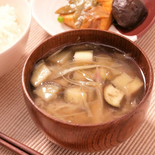 なすとミョウガのお味噌汁 作り方・レシピ | クラシル