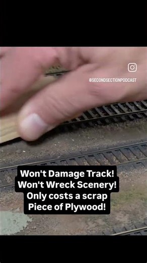 BEST WAY to CLEAN YOUR TRACK #modelrailway #train #modeltrain #modelrailroader #modelrailroad