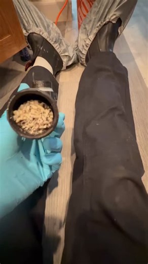 Plumber make most are money on the knowledge and know how with application, so when u tell a@plumber “I wood never put grease r food down my drain. I good plumber will make u eat your word so 2 speak .#honestplumber | William Kenion