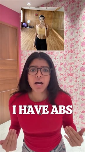 Ridhi Sharma on Instagram: "what I eat on a cheat day as someone who has abs 💁‍♀️ Alsoo the L’Oréal Paris Setting Spray is absolutely worth it!!! My makeup lasted the whole day even after being in the sun and eating so much food @lorealparis ❤️ #AD #InfallibleSettingMist #LOrealParisMakeup #SettingSpray #LOrealParisIndia"