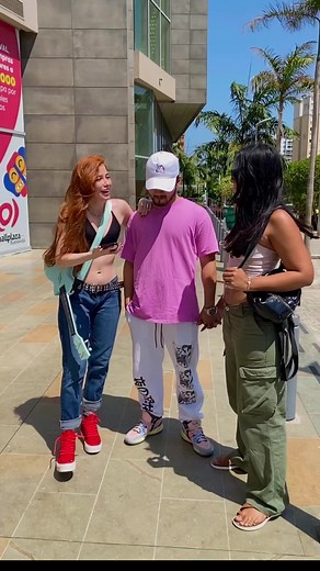 1M views · 98K reactions | #TeAmodioRemix OUT NOW! Si te gustó, corre a escucharla y darle mucho amor en todas las plataformas. Ahhh, y bombón de melocotón bienvenido a mi manada 濾, una que cambiará el #teamo por una palabra más cool #Teamodio. Caro Pady X Denez. #newtrend #viralsong #viralvideo #musictrend #trendingsong #Domingosinlunes | Caro Pady | Facebook