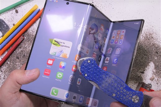 Huawei Mate XT Ultimate Tri-Fold Smartphone Durability Test Shows Why You Really Need a Case