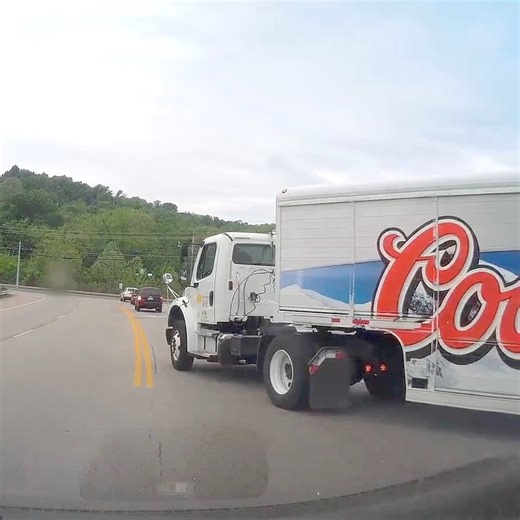 Good & Bad Drivers: The One Where Farm Tractor Pulled over and Stopped | MegaDrivingSchool