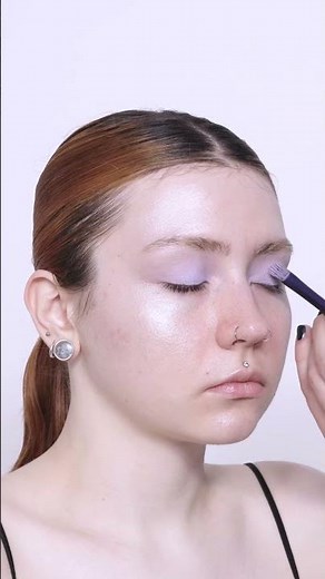 Lavender trend make-up 2023 by Kryolan