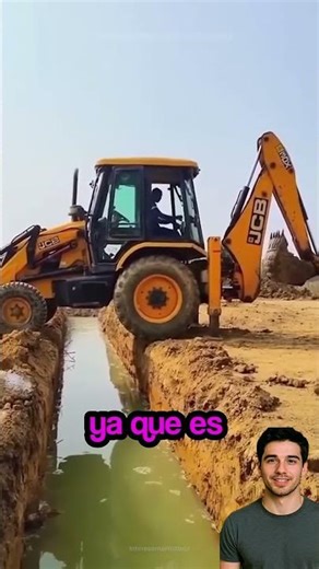 Backhoe operator pulls off trench feat #lifehacks #usa