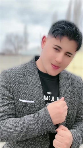 Habibi 🕺💞 . . . #romania🇷🇴 #england🇬🇧 #usa🇺🇸 #spain🇪🇸 #canada🇨🇦