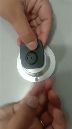 Tag Remove Magnetic 🧲 #tagremovemagnet