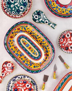 Not a spoon out of place ✨ The beautifully bright colours in the latest additions to our Rhapsody collection will complete tablesettings for any ocassion. Discover the new colour scheme online or in-stores. http://bit.ly/MaxwellWilliams-Rhapsody | Maxwell & Williams