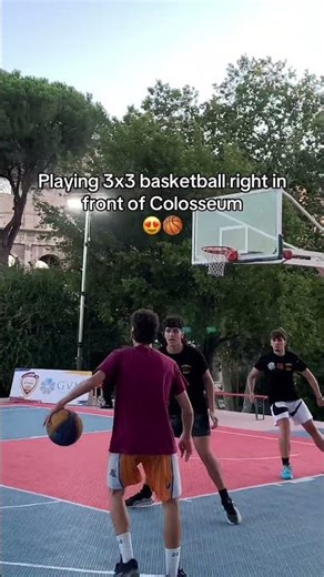 Playing #3x3basketball in front of the Colosseum 💚🤍❤️