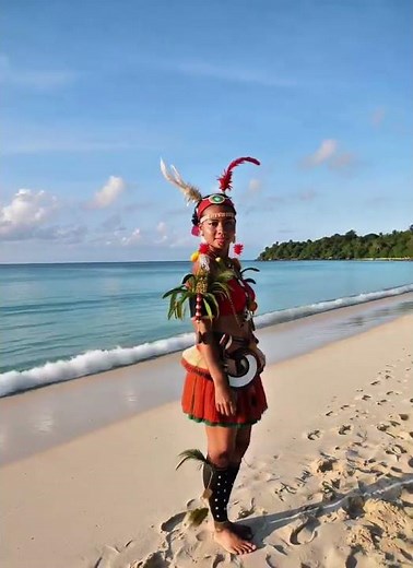 🌺 Milne Bay Beauties in Tradition 🌊✨#MilneBay #PNGCulture #IslandBeauty