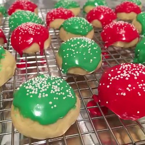 Who’s making some of Nonna’s Anise Cookies for Christmas? ❤️🎄❤️ RECIPE HERE⬇️⬇️ https://www.cookingwithnonna.com/italian-cuisine/nonnas-anise-cookies.html | Cooking with Nonna