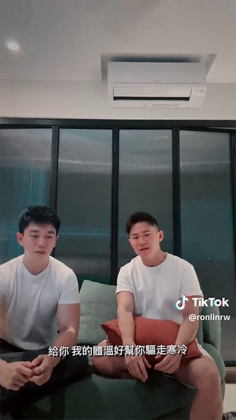 Singing with Pebbles: A Unique Musical Experience