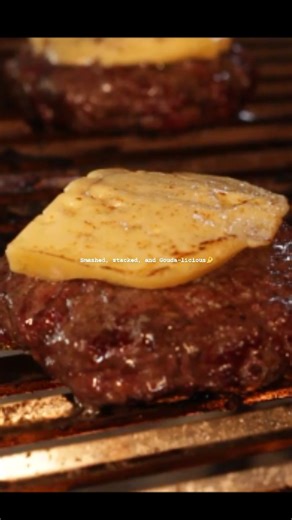 Why settle for average when you can have extraordinary? Gouda's semi-melting charm takes your burger to new heights 🍔 Do you know: Gouda is considered a semi-melting cheese. It melts well but retains some of its structure, making it suitable for dishes like grilled cheese sandwiches, casseroles, and sauces. The younger the Gouda, the better it melts, while aged Gouda tends to be firmer and less melty. Our Gouda is aged Mild - Medium. #theartisancheesefactory #cheese #viral #foodie #madeinpakist