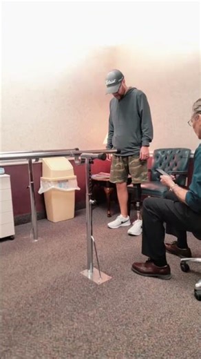 Above-Knee Amputee with an Incredible Gait | Dan Makes It Look Easy