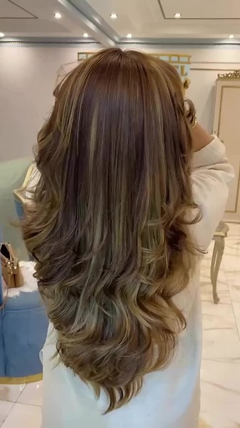 فيديوهات أنشأها Maria Isabel beauty lounge (@mariaisabelsalon7) باستخدام Disney-style epic fantasy jingle(1274497) - Yuumi Iida