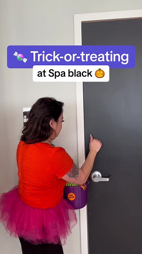 🎃 Trick or Treat Yourself at Spa Black! 🧟‍♀️ This Halloween, join us for a spooktacular experience like no other! Watch as we transform a patient's day of trick-or-treating into a treat of their own, with our rejuvenating filler and facial treatments. Unmask your true beauty and let the magic of Spa Black shine through. #HalloweenGlowUp #SpaBlackMagic | Spa Black