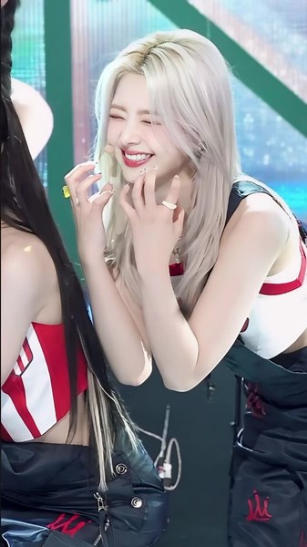 Lia Fancam 4K - High-Quality Itzy Performance