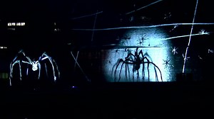 Have a creepy-crawly Halloween with “Maman” (1999) by artist Louise Bourgeois! Over 30 feet high, Louise Bourgeois’s larger-than-life spider sculpture “Maman | Solomon R. Guggenheim Museum