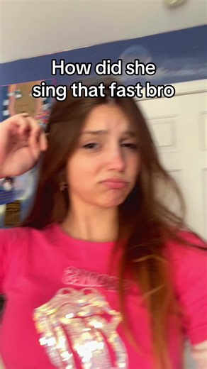 Marie (@rainbow._.static)’s video of wedding