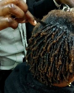 All natural hair with SIRI GEL MADE IN KENYA FOR AFRICA for ur best bouncy finger twist with no FLAKEEEEESSSSS use Siri hair product call MOREEN MOREEN MOREEN 0712888142 utapenta tu | Tony Airo