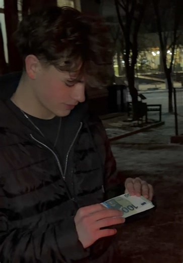 dați follow😁💶#rominia #ivanbotnari #moldova #europa #bani