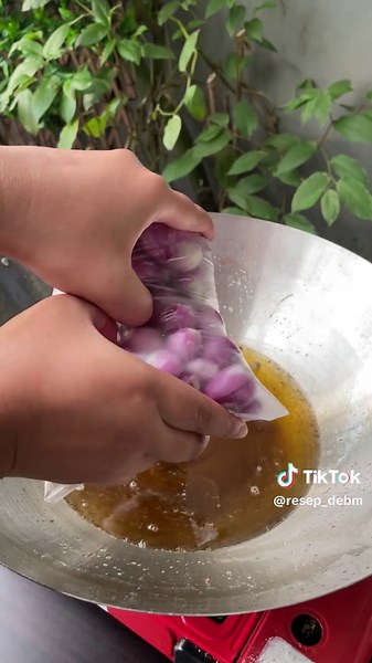 Cara Membuat Pasta Bumbu Dasar dari Bawang Merah