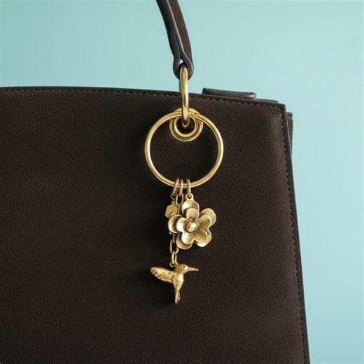 Hummingbird Keychain Gold Jewelry Bird Charm Nature Lover Gift Antique Jewelry Charm Forest Animal Lover Spring Jewelry Gift - Etsy