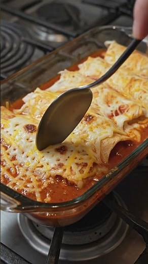 🌮 Old-Fashioned Beef and Cheese Enchiladas 🧀🔥