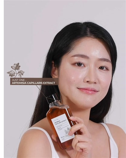 How to use the JUST ONE Toner ? JUST ONE, the innovative Korean brand that focuses on the power of single-ingredient extracts. Now available in Australia, exclusively through Beauty Vendor Aus, these potent formulas deliver targeted results with minimal fuss. JUST ONE Artemisia Capillaris Extract: Harness the soothing and anti-inflammatory properties of mugwort to calm irritated skin, reduce redness, and promote healing. Ideal for sensitive and acne-prone skin types. JUST ONE Chamaecyparis Obtus