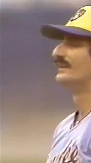 Rollie Fingers - Hall of Fame Closer, Legendary Mustache, 1981 MVP #baseball #pitching #halloffame