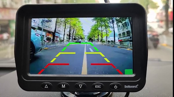 Wireless Backup Camera for Truck,LeeKooLuu F03 Bluetooth Backup Camera Digital Signals Rear View Camera System for Cars Campers Super Night Vision IP69 Waterproof DIY Guidelines