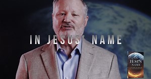 "Throughout Scripture, God's leaders built altars where He met them in powerful, miraculous ways. God still longs to pour out His power at those altars. But we've been seduced away by worldly wisdom and man-made distractions and plans, leaving us ineffective against the evil sweeping across our land". In Jesus' Name by Rick DuBose explores the path back to five forgotten altars—and ultimately, the path to your place in heaven's throne room. . . . . #worship #jesus #church #god #love #faith #gosp