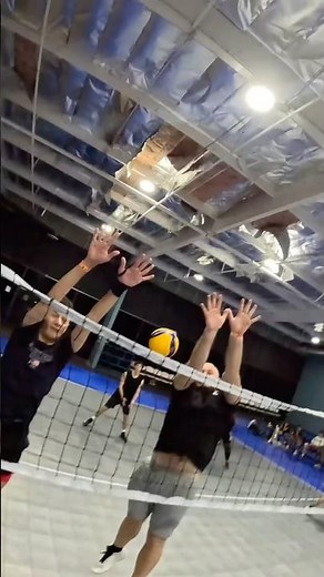 Three Explosive Volleyball Hits in a Row — Nobody Could Stop That Energy ⚡🏐