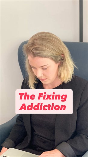 Fixing keeps you needed. Leading gets you elevated. This is the shift we hardwire inside Undeniable Leader. Comment UNDENIABLE for the info. #femaleleaders #stopfixingstartleading #leadershipdevelopment #careeradviceforwomen #leadershipcoach