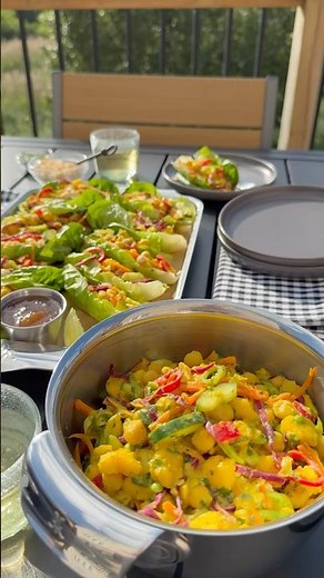 Curried Coconut Chickpea and Mango Salad 🥗🥭🥬 💛
