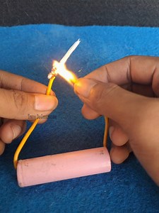 4.4K views · 12 reactions | I bet you didn't know that you can start a fire with just batteries! | Tech Hack | Facebook