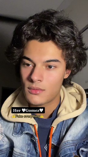 Morticia And Gomez Relationship - The Dark Couple in Love