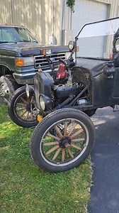 1919 Ford Model T roadster out for a drive! 👌 #fblifestyle | Video created