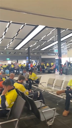 💰 Benefits of Working in FIFO Mining Australia 🇦🇺 Thinking about joining the FIFO (Fly-In Fly-Out) lifestyle? Here’s why so many Aussies — and newcomers — are choosing mining 👇 ✅ Big Paychecks – FIFO mining jobs can pay from $120,000 to over $200,000 a year, depending on your role and roster. Overtime, bonuses, and allowances make it even better. 💵 🏝️ Work Hard, Live Free – Enjoy rosters like 2 weeks on / 1 week off or 8 days on / 6 days off — giving you plenty of time to relax, travel, or