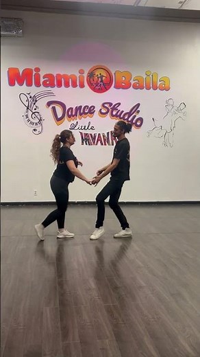 Salsa basic class in Miami’s Little Havana