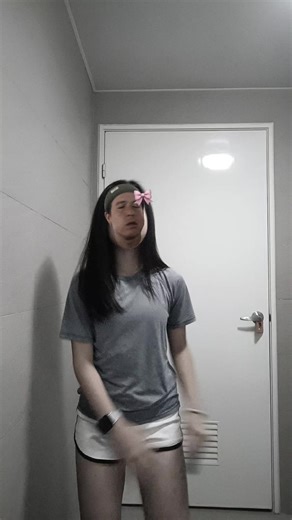 #流量回來ಥ_ಥ #求火 #fpyツ #流行舞蹈 #我要上推薦 @lionpqs 挑戰從小白變大佬第19天！！！