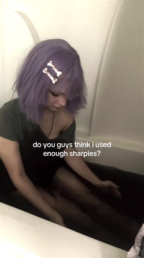 Cosplaying as Sally Face: Tips and Tricks