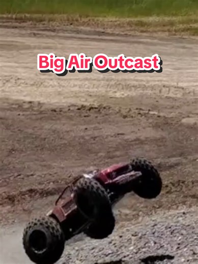 Arrma Outcast Send it at the Construction site🚀 #rccar #arrma #sendit #rcoffroad #rcbashing