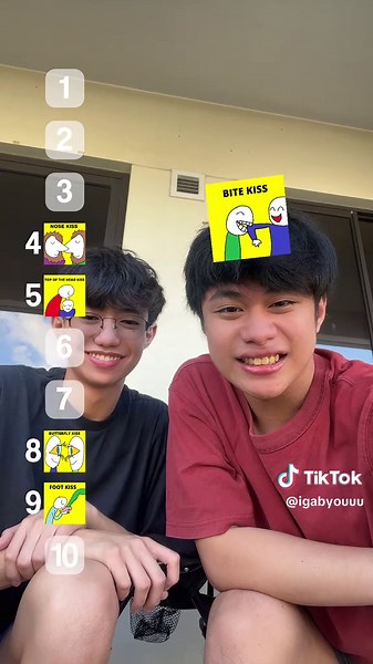 Creative Kissing Ideas for You and Your Best Friend