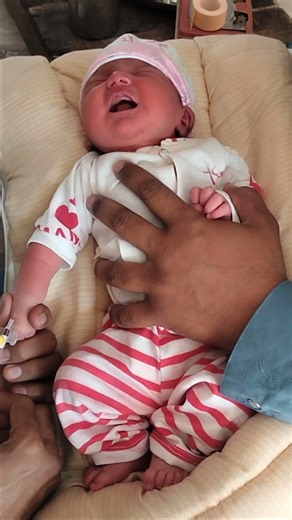 Scalp Vein Set Insertion technique | S V Set Insertion | I V Injection #injection #reels #iv #shorts