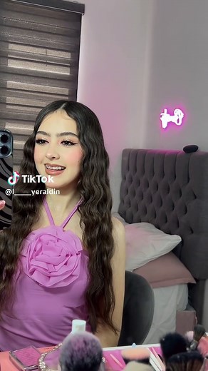 Vídeos de yeraldin (@l_____yeraldin) con «sonido original - Corridos_TRT»